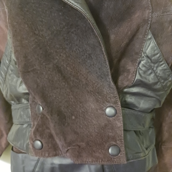 Bermans leather/suede skirt/jacket set - Picture 12 of 12